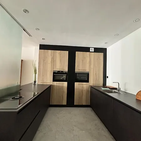 Διαμέρισμα Spacious And Comfortable